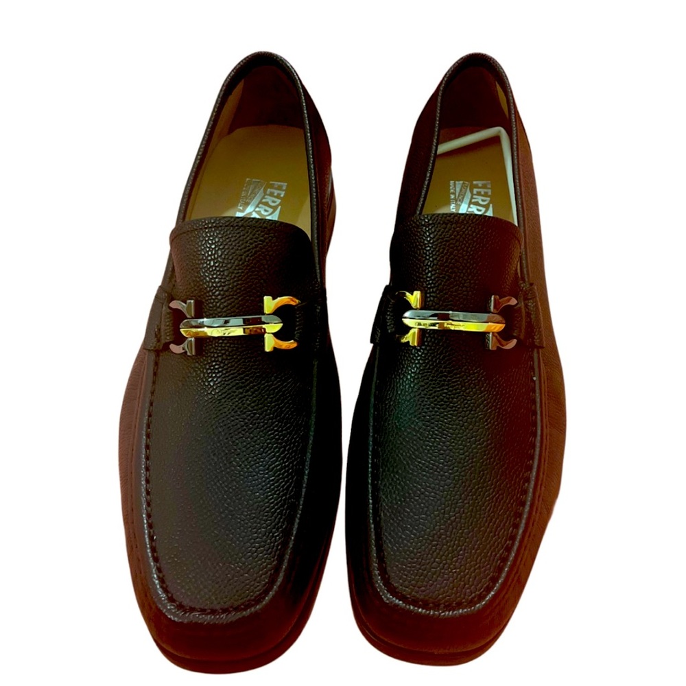 Ferragarmo shoes never won before size 11. Very beautiful with original box.